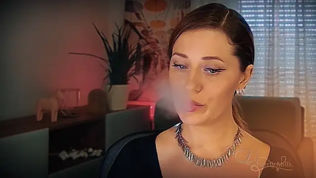 Snapshot of MissBeverlyMills chatting on 3, 3, 2026 MissBeverlyMills online show from 3, 3, 2026