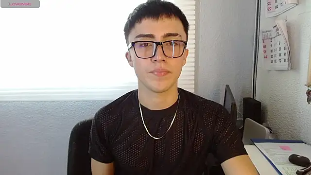 Snapshot of santi-fabulous chatting on 28, 12, 2024 santi-fabulous online show from 28, 12, 2024