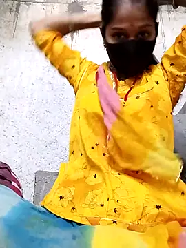 Snapshot of Anushka_Ji chatting on 12, 9, 2025 Anushka Ji online show from 12, 9, 2025