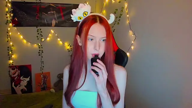 Snapshot of FruttiTatti chatting on 15, 3, 2026 FruttiTatti online show from 15, 3, 2026