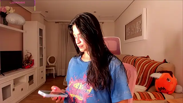 Snapshot of bella_apont chatting on 20, 9, 2025 bella apont online show from 20, 9, 2025