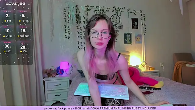 Neko kitsune1 online show from 12, 11, 2025