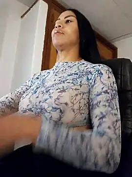 Charlotte Bayron online show from 2, 2, 2026