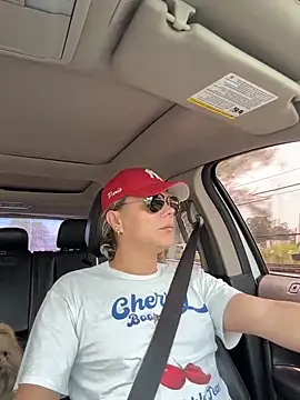 Georgiafox online show from 3, 3, 2026