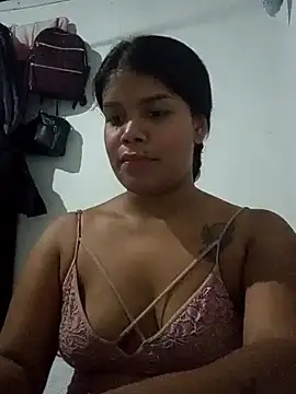 Wendy Hot  online show from 9, 2, 2025