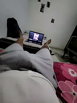 Snapshot of Ride_me_baby00 chatting on 22, 3, 2025 Ride me baby00 online show from 22, 3, 2025