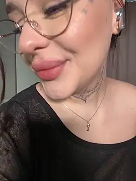 fuckdoll 18 online show from 5, 3, 2025