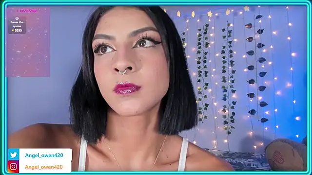 Angel owen1 online show from 3, 1, 2025