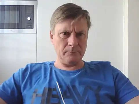 johnnym1 online show from 24, 2, 2025