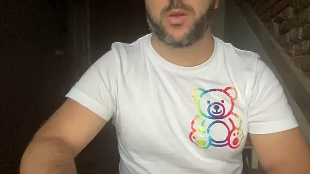 Snapshot of RedDante89 chatting on 3, 11, 2025 RedDante89 online show from 3, 11, 2025