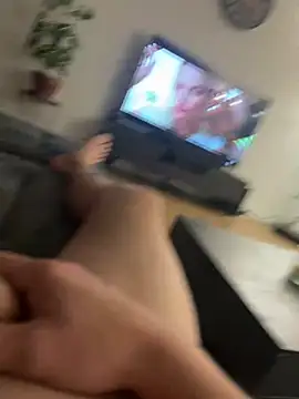 Snapshot of moi_seul chatting on 8, 12, 2024 moi seul online show from 8, 12, 2024