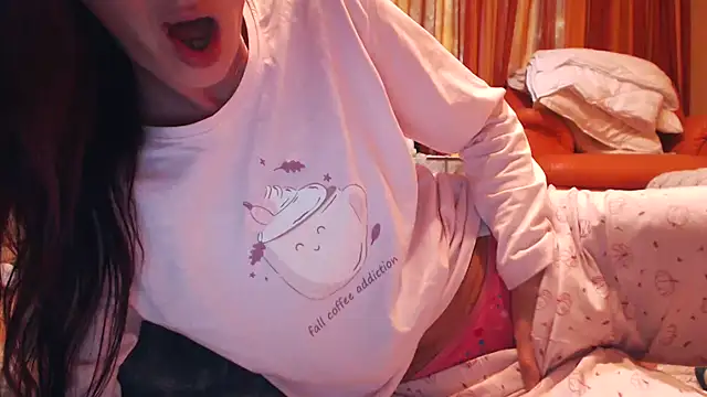 LovelyAndraGirl online show from 15, 10, 2025