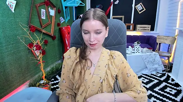 MayaSinabon online show from 4, 12, 2024