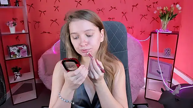 MayaSinabon online show from 15, 1, 2025
