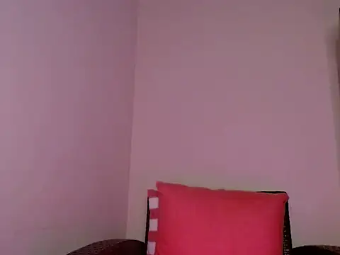 Sophie Raegan online show from 6, 1, 2025
