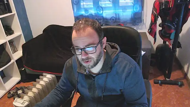 ravingr4d4 online show from 7, 2, 2025