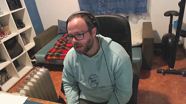 ravingr4d4 online show from 9, 2, 2025