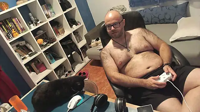 ravingr4d4 online show from 14, 10, 2025