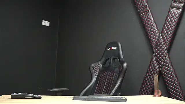 CelineConner online show from 19, 12, 2025