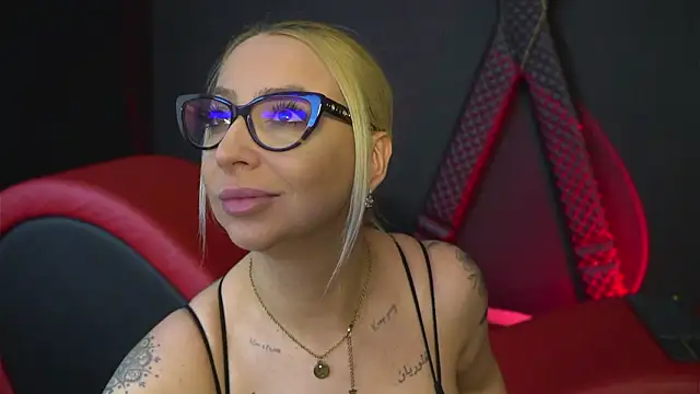 Snapshot of CelineConner chatting on 27, 2, 2026 CelineConner online show from 27, 2, 2026