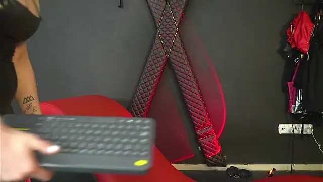 Snapshot of CelineConner chatting on 20, 3, 2026 CelineConner online show from 20, 3, 2026