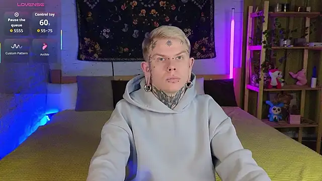  Horny Boy Hot online show from 20, 2, 2026