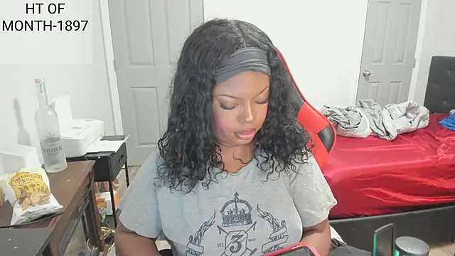 demi xoxo online show from 14, 11, 2025