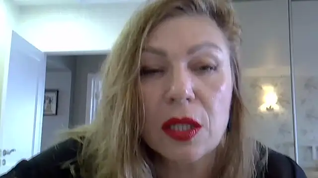 Snapshot of Alexandra-Rosee chatting on 27, 10, 2025 Alexandra-Rosee online show from 27, 10, 2025