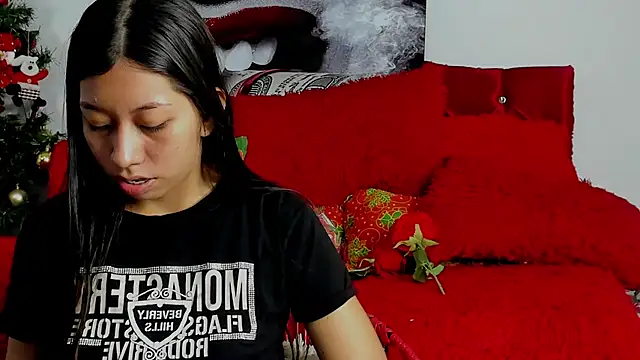 sexylaurita online show from 31, 12, 2024