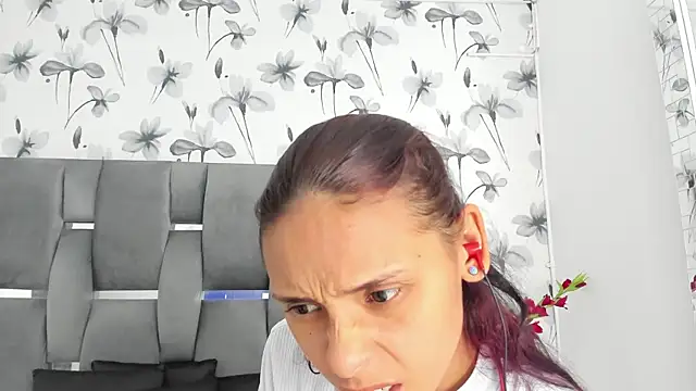 Ehotloveaxxx online show from 9, 10, 2025