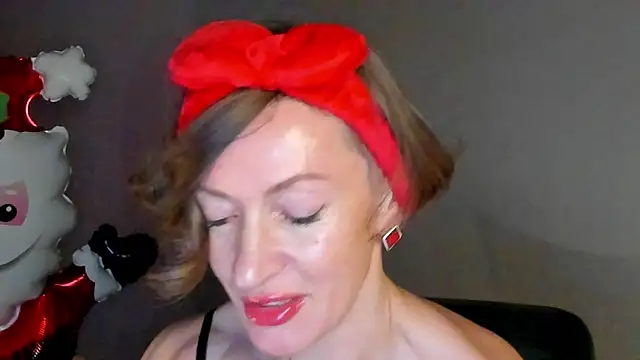 Dorothy Meyer online show from 28, 12, 2024