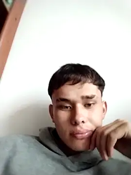 Snapshot of cristof_2000 chatting on 25, 3, 2026 cristof 2000 online show from 25, 3, 2026