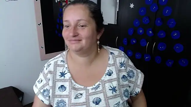 CristialJones  online show from 18, 12, 2025