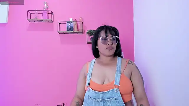 Snapshot of Tita_dirty chatting on 30, 1, 2025 Tita dirty online show from 30, 1, 2025