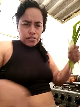 Snapshot of Tita_dirty chatting on 5, 11, 2025 Tita dirty online show from 5, 11, 2025