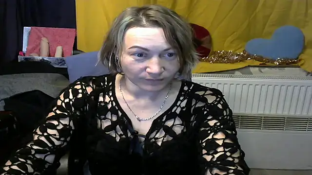 wLESLYMOSw online show from 8, 1, 2025