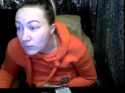 Snapshot of wLESLYMOSw chatting on 10, 2, 2026 wLESLYMOSw online show from 10, 2, 2026