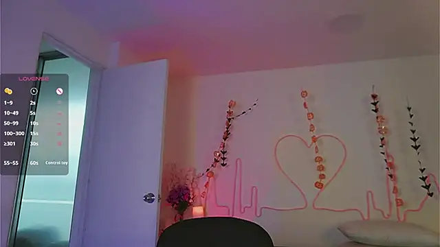 EmmaSanzz  online show from 11, 10, 2025