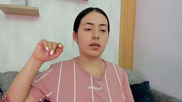Snapshot of Julietasantos__ chatting on 27, 1, 2025 Julietasantos online show from 27, 1, 2025