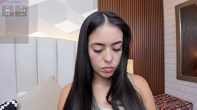 Snapshot of Julietasantos__ chatting on 9, 9, 2025 Julietasantos online show from 9, 9, 2025