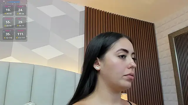 Snapshot of Julietasantos__ chatting on 25, 9, 2025 Julietasantos online show from 25, 9, 2025
