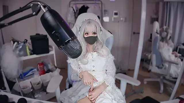 maku 00 online show from 15, 2, 2025