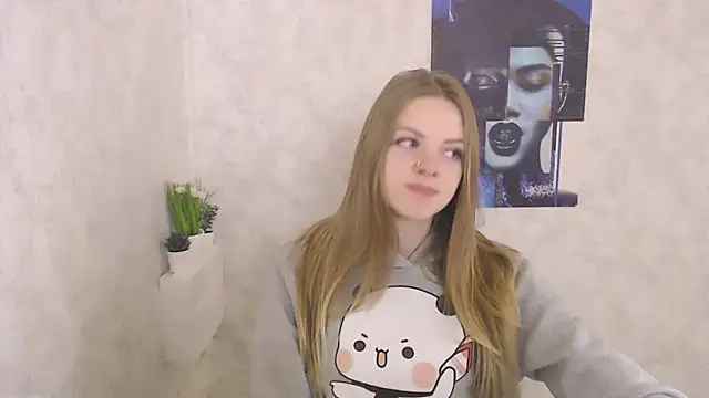 Snapshot of AliceFlirtt_ chatting on 13, 10, 2025 AliceFlirtt online show from 13, 10, 2025