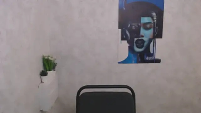 Snapshot of AliceFlirtt_ chatting on 22, 11, 2025 AliceFlirtt online show from 22, 11, 2025