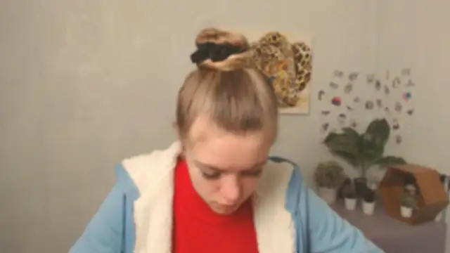 AliceFlirtt  online show from 19, 1, 2026