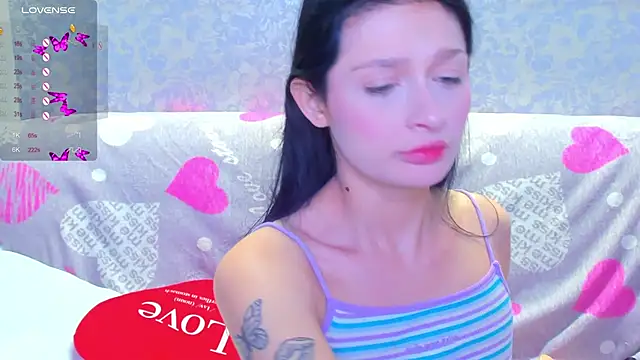 Snapshot of Vanessa_Florence chatting on 28, 11, 2025 Vanessa Florence online show from 28, 11, 2025