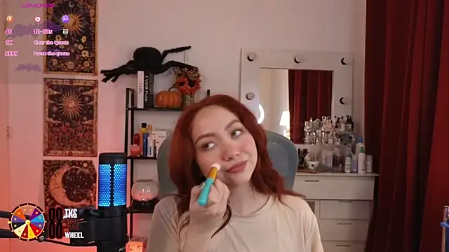 LilyVelvett online show from 3, 10, 2025