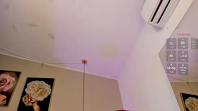 Emma Thompsson online show from 8, 3, 2026