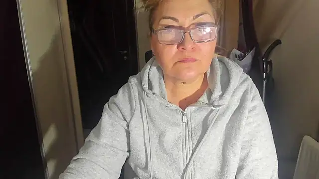 IryshAlice online show from 4, 2, 2025