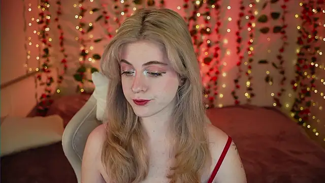 Snapshot of your_favoritegirls chatting on 10, 3, 2026 your favoritegirls online show from 10, 3, 2026